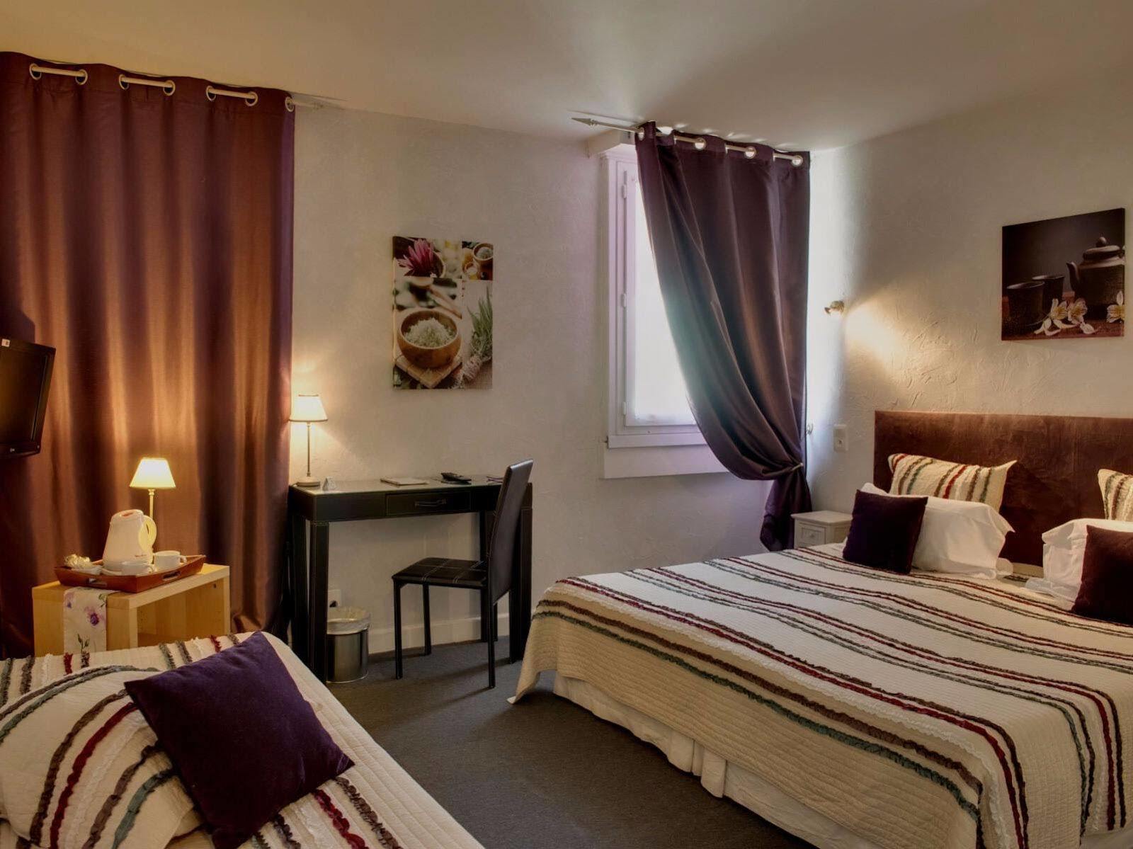 Logis Hotel Orly Ales Bagian luar foto